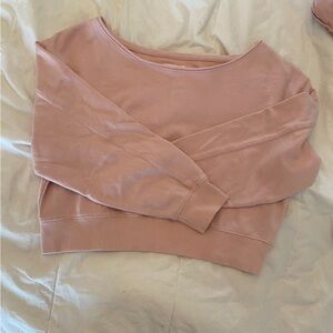 SOFT GIRL BALLETCORE ATHLEISURE Feminine Cropped Blush Pink Sweatshirt